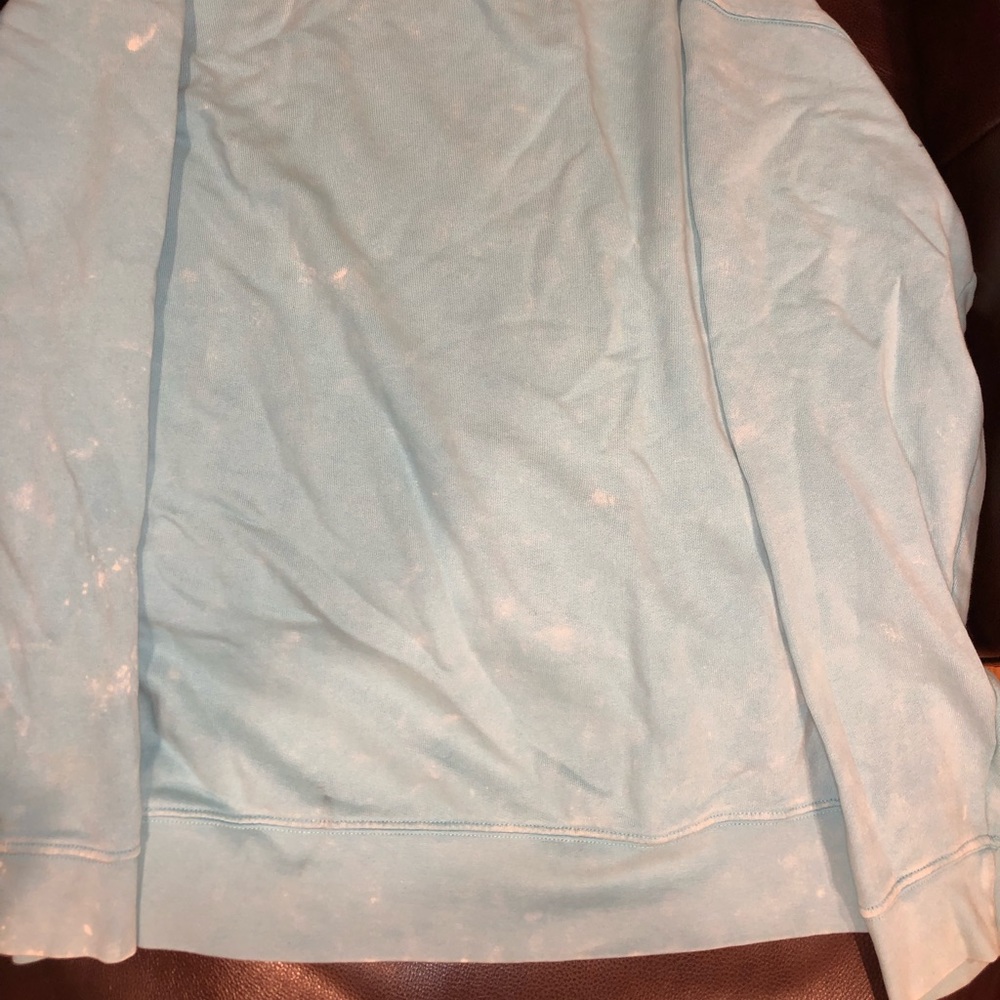 Selling because my ex gave it to me - Picture 6 of 6